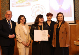 Pani dyrektor Ewa Brzezińska, pani Monika Ekiert , Podsekretarz Stanu - Paulina Piechna - p. Więckiewicz, wicekurator oświaty w Łodzi pan Jarosław Krajewski