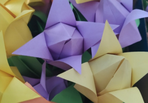 Kwiatki origami- tulipany