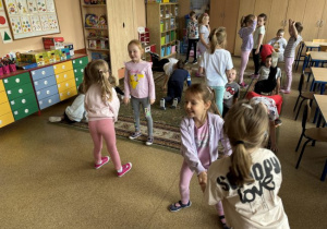 Zabawa ruchowa dzieci
