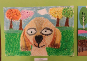 Eko-pocztówka Rafala Świąteckiego przedstwia pyszczek psa.